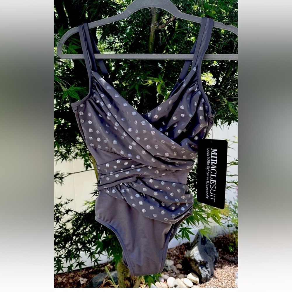 Miraclesuit MADERO Grey w Silver Polka Dots /One Piece /US Women’s Size 10 NWT